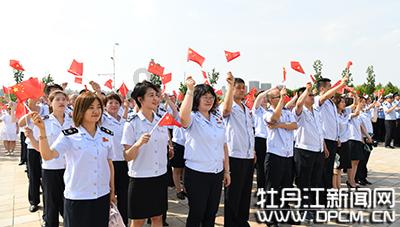 陈妍希、陈乔恩练瑜伽！绝杀90斤肌肉腹镜！陈晓夫妇相似度满分！